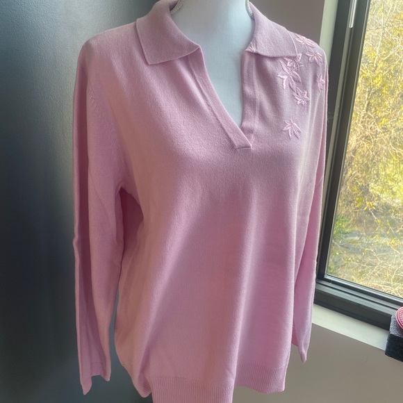 VTG Pink Collar Floral Embroidered Sweater - Picture 7 of 10
